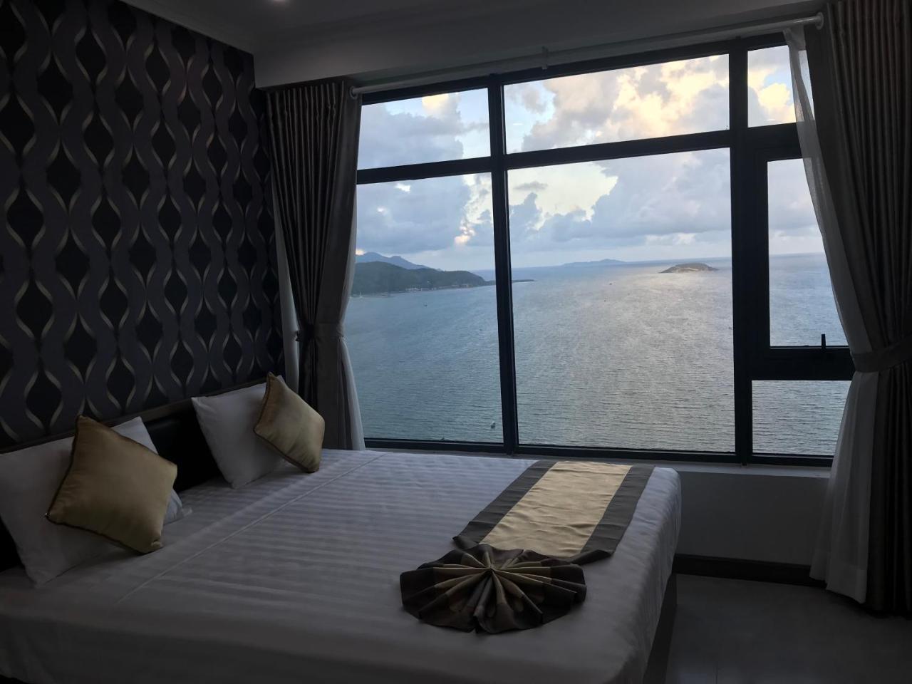 Praywish Seaview Apartments Nha Trang Exteriör bild